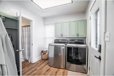 111 W Dow Street, Tipp City, OH 45371 - Photo 13