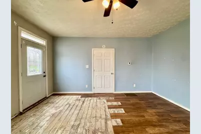 345 E Central Avenue, West Carrollton, OH 45449 - Photo 11