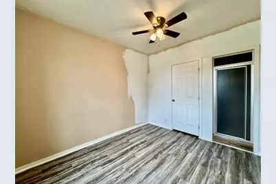 345 E Central Avenue, West Carrollton, OH 45449 - Photo 13