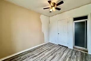 345 E Central Ave, West Carrollton, OH 45449 - Photo 13