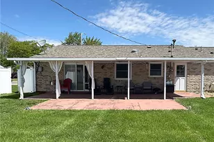 916 Mystic Ln, Troy, OH 45373 - Photo 35