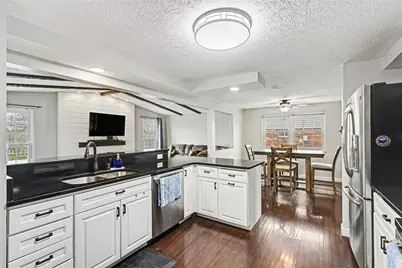 7372 Colegrove Drive, Huber Heights, OH 45424 - Photo 9