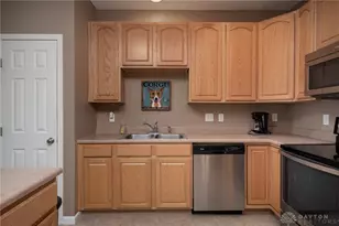 2280 Limestone Way, Miami Township, OH 45342 - Photo 15