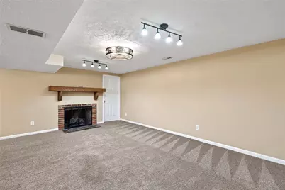 805 N Monroe Drive, Xenia, OH 45385 - Photo 33