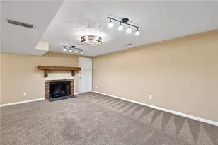 805 N Monroe Dr, Xenia, OH 45385 - Photo 33