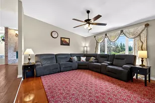 528 Manorside Ct, Washington Twp, OH 45459 - Photo 11