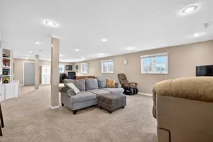 528 Manorside Ct, Washington Twp, OH 45459 - Photo 41