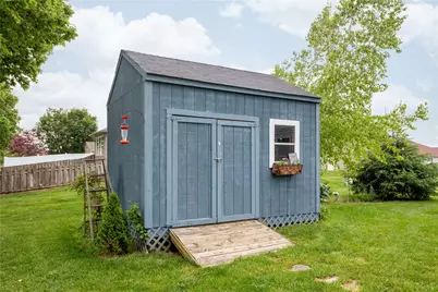 725 Loxley Lane, Troy, OH 45373 - Photo 17