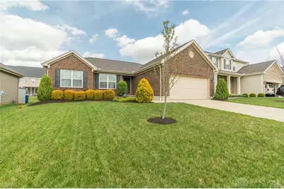 4182 Spicebush Drive, Tipp City, OH 45371 - Photo 3