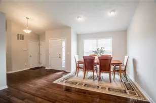 4182 Spicebush Dr, Tipp City, OH 45371 - Photo 7