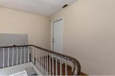 933 8th Avenue, Middletown, OH 45044 - Photo 5