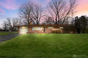 3454 Longleaf Ave, Beavercreek, OH 45430 - Photo 1