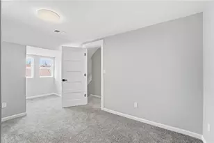 112 Bacon St, Cincinnati, OH 45215 - Photo 43