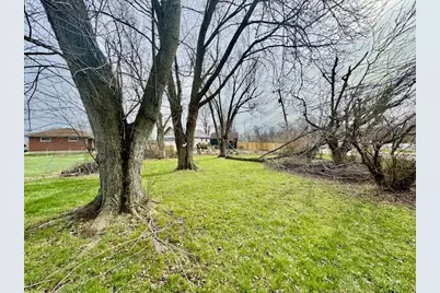 4733 Curtis Drive, Springfield, OH 45503 - Photo 5