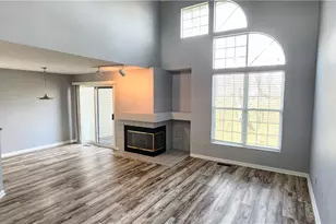 3946 W Summit Ridge Dr, Beavercreek, OH 45430 - Photo 3