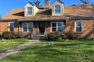 209 Carrlands Dr, Kettering, OH 45429 - Photo 1