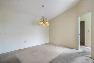 6660 Wareham Ct, Centerville, OH 45459 - Photo 5