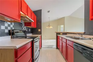 6660 Wareham Ct, Centerville, OH 45459 - Photo 9