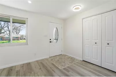 1039 Independence Drive, Kettering, OH 45429 - Photo 3