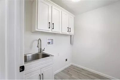 1039 Independence Drive, Kettering, OH 45429 - Photo 31