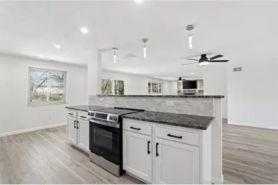 1039 Independence Drive, Kettering, OH 45429 - Photo 11