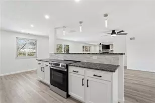 1039 Independence Dr, Kettering, OH 45429 - Photo 11