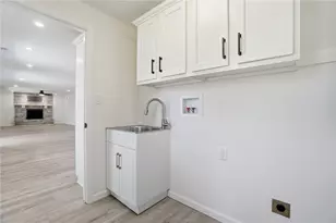 1039 Independence Dr, Kettering, OH 45429 - Photo 25