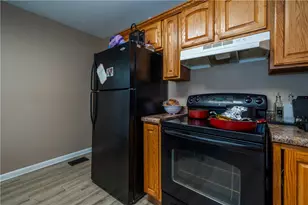 4141 Redonda Ln, Dayton, OH 45416 - Photo 9