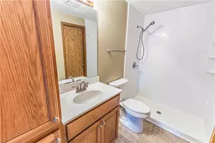 2266 Nutmeg Ct, Fairborn, OH 45324 - Photo 9