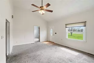 1166 W Sparrow Rd, Green Twp, OH 45502 - Photo 11