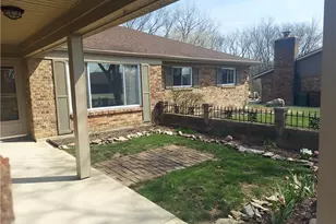 7554 Roselake Dr, Butler Twp, OH 45414 - Photo 15