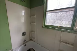 1656 Dewitt Dr, Dayton, OH 45406 - Photo 9