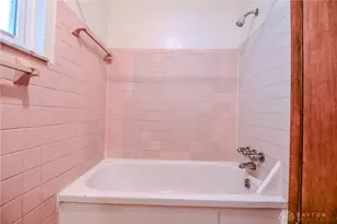 932 Nordale Ave, Dayton, OH 45420 - Photo 17