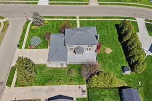 3473 Fairwood Dr, Beavercreek, OH 45432 - Photo 5