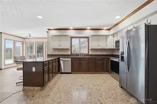 3473 Fairwood Dr, Beavercreek, OH 45432 - Photo 17