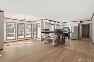 3473 Fairwood Dr, Beavercreek, OH 45432 - Photo 13