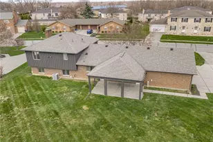 435 Blackstone Dr, Washington Twp, OH 45459 - Photo 51