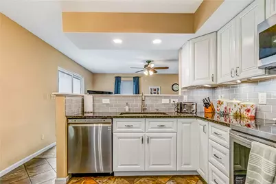 2462 Ferndown Drive, Miamisburg, OH 45342 - Photo 11