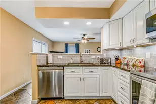 2462 Ferndown Dr, Miamisburg, OH 45342 - Photo 11