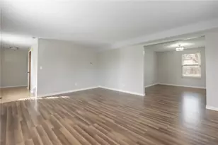 6117 Charlesgate Rd, Huber Heights, OH 45424 - Photo 5