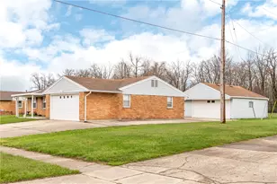 6501 Stonehurst Dr, Huber Heights, OH 45424 - Photo 31