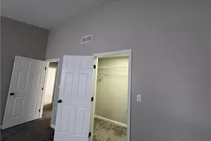 2308 Queensway Dr, Miami Township, OH 45342 - Photo 9