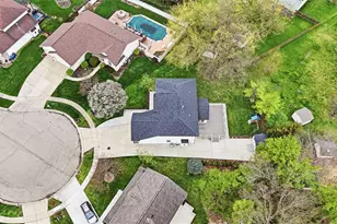 6809 Wintergreen Pl, Dayton, OH 45424 - Photo 3