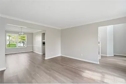 6809 Wintergreen Place, Dayton, OH 45424 - Photo 9