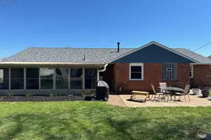 1020 Crestview Dr, Troy, OH 45373 - Photo 17