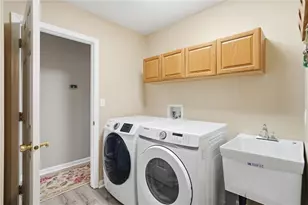 918 Saramy Ct, Clearcreek Twp, OH 45036 - Photo 31