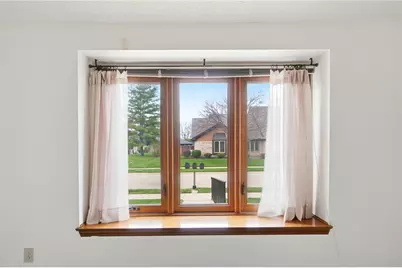 1302 Donson Circle, Kettering, OH 45429 - Photo 11