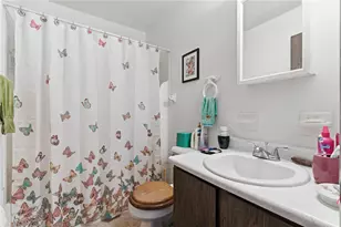 7637 Essington Cir, Washington Twp, OH 45459 - Photo 11