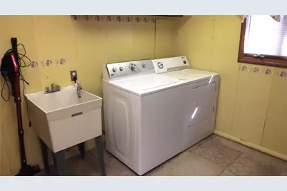 801 Crestmont Drive, Riverside, OH 45431 - Photo 45