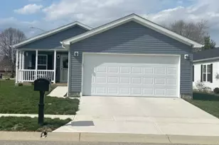 423 Kalynn Cir, Fairborn, OH 45324 - Photo 1